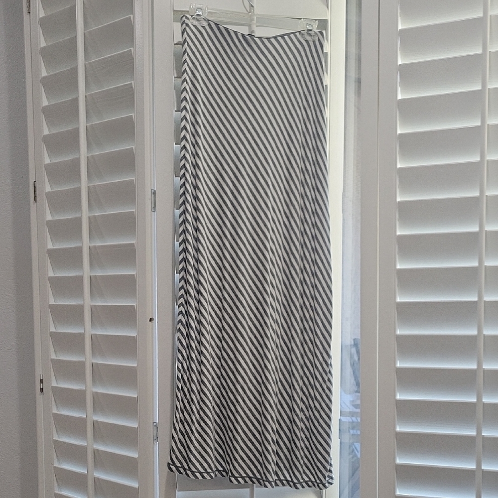 Max Edition Black and White Striped Maxi Skirt